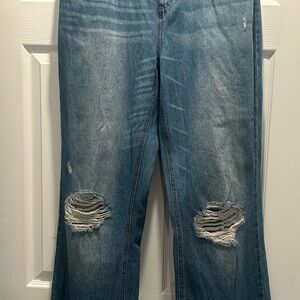 NWOT VENUS Blue Button fly Denim Jeans with Ripped Detail